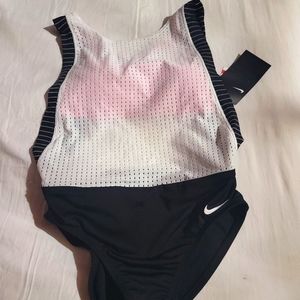 Swim Nike